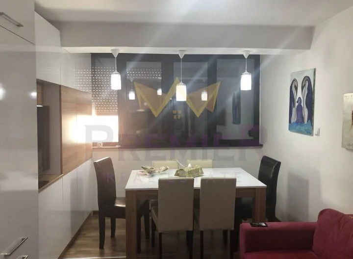 Dreizimmerwohnung in Vazrazhdane -  - snimka 1 - Imoti Premier