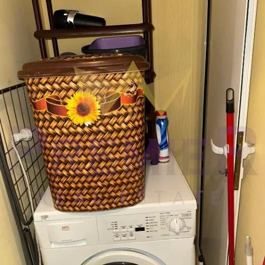 Dreizimmerwohnung mit einer Nutzfläche von 83 m², Aufzug und ausgezeichneter Lage im Viertel HEI -  - snimka 13 - Imoti Premier