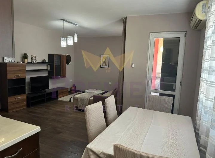 Dreizimmerwohnung mit einer Nutzfläche von 83 m², Aufzug und ausgezeichneter Lage im Viertel HEI -  - snimka 5 - Imoti Premier