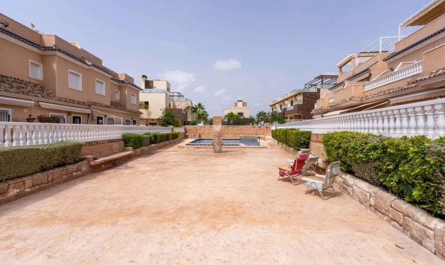 Дуплекс в Torre de la Horadada, Alicante (3 спални, 2 бани) - - снимка 1 - Имоти Премиер
