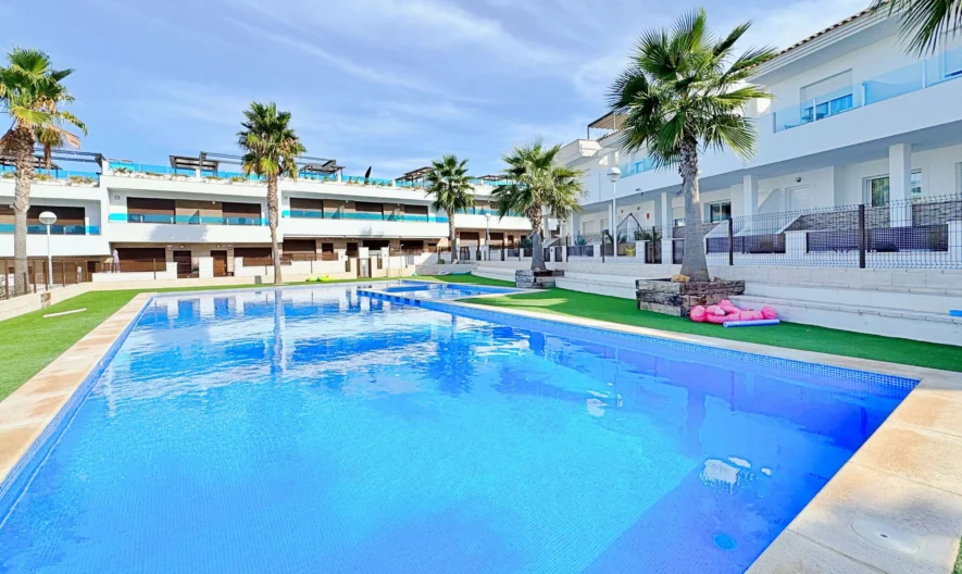 Дуплекс в Torrevieja, Alicante (3 спални, 3 бани) - - снимка 1 - Имоти Премиер