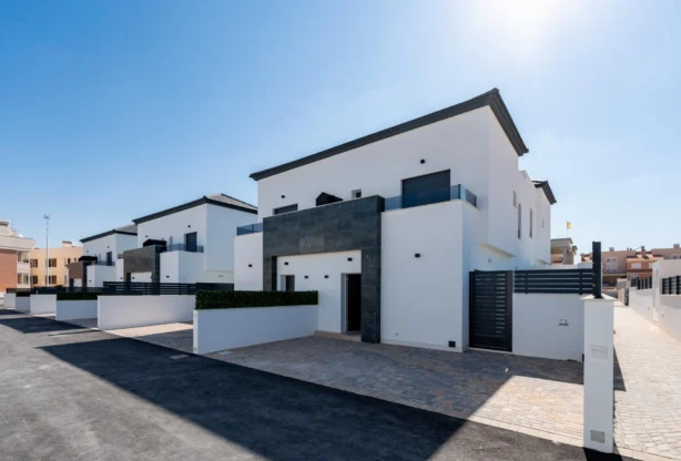 Real Estate Agency - Imoti Premier - imot - 1210337, Price: 350000 EUR