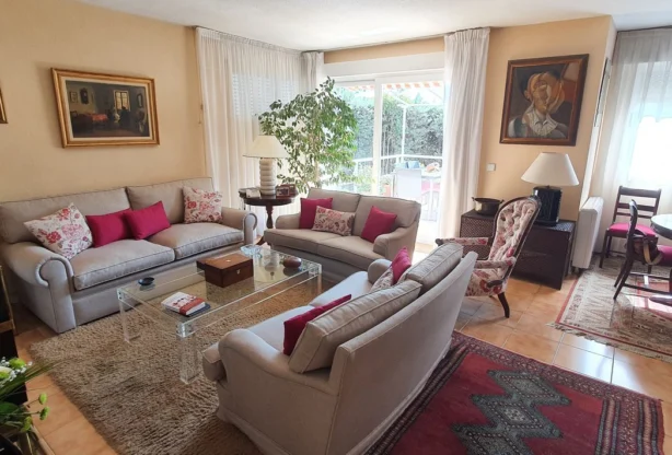 Real Estate Agency - Imoti Premier - imot - 1207552, Price: 580000 EUR