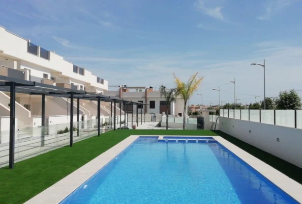 Агенция за недвижими имоти - Имоти Премиер - имот - 1210367, Цена: 370000 EUR