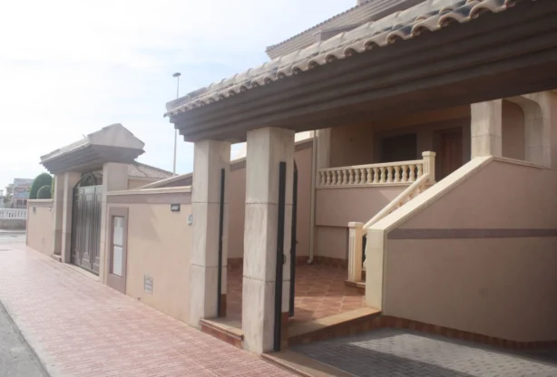 Real Estate Agency - Imoti Premier - imot - 1208549, Price: 330000 EUR