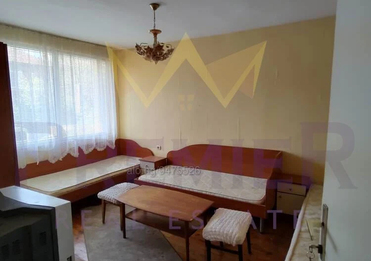 Два етажа от къща в гр. Приморско -  - снимка 12 - Имоти Премиер