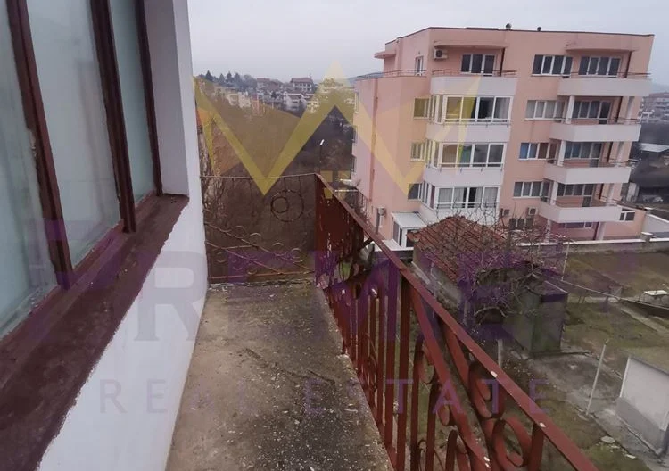 Два етажа от къща в с. Кранево -  - снимка 14 - Имоти Премиер