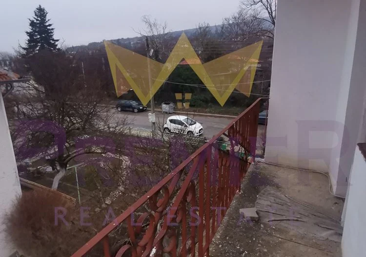 Два етажа от къща в с. Кранево - - снимка 15 - Имоти Премиер