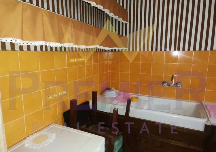 Два етажа от къща в с. Кранево - - снимка 23 - Имоти Премиер