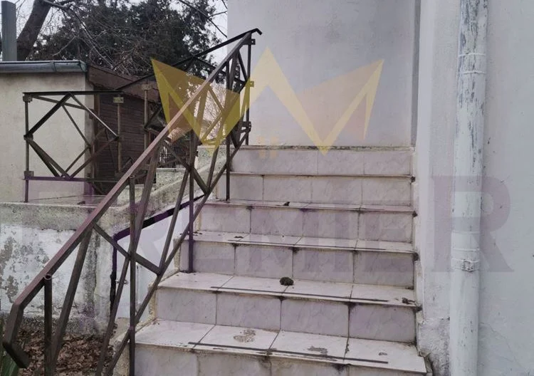 Два етажа от къща в с. Кранево - - снимка 7 - Имоти Премиер