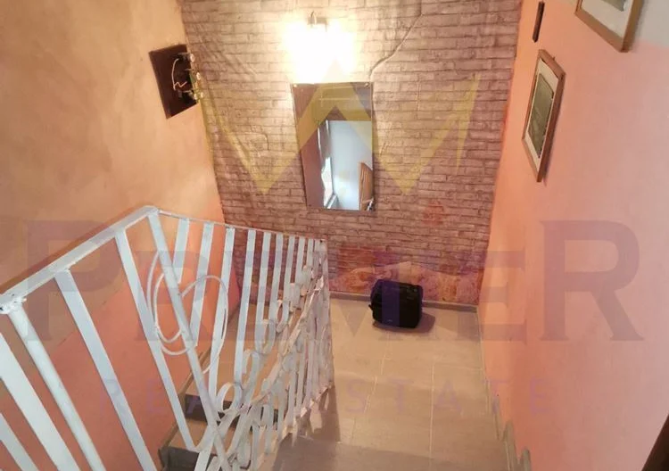 Два етажа от къща в с. Кранево -  - снимка 9 - Имоти Премиер