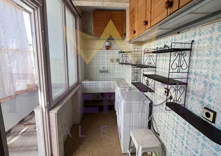 🏡 Два самостоятелни етажа от триетажна къща с двор в с. Равда, близо до центъра -  - снимка 22 - Имоти Премиер