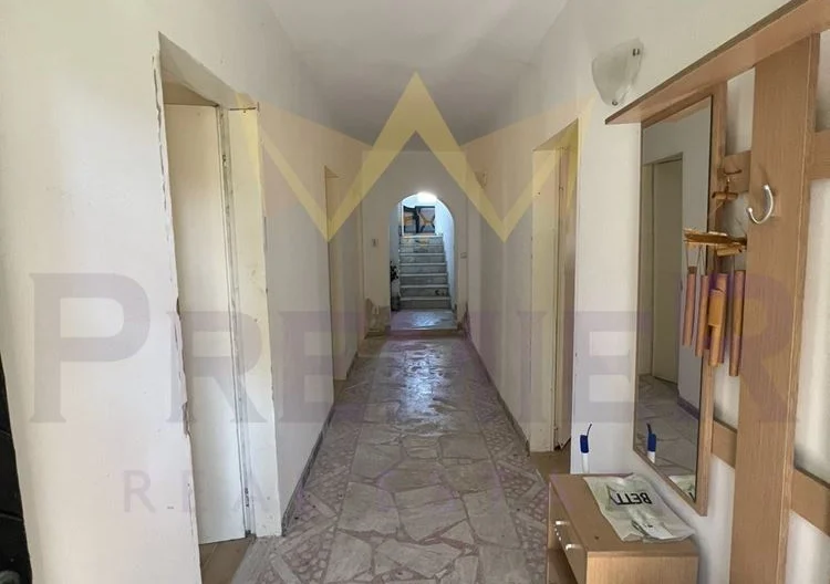 🏡 Два самостоятелни етажа от триетажна къща с двор в с. Равда, близо до центъра -  - снимка 7 - Имоти Премиер
