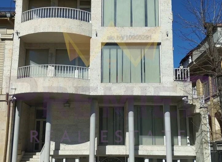 Обява за имот 1176887, Площ: 630 м<sup>2</sup>, Цена: 3300000 EUR - Апартаменти Варна Гръцка махала