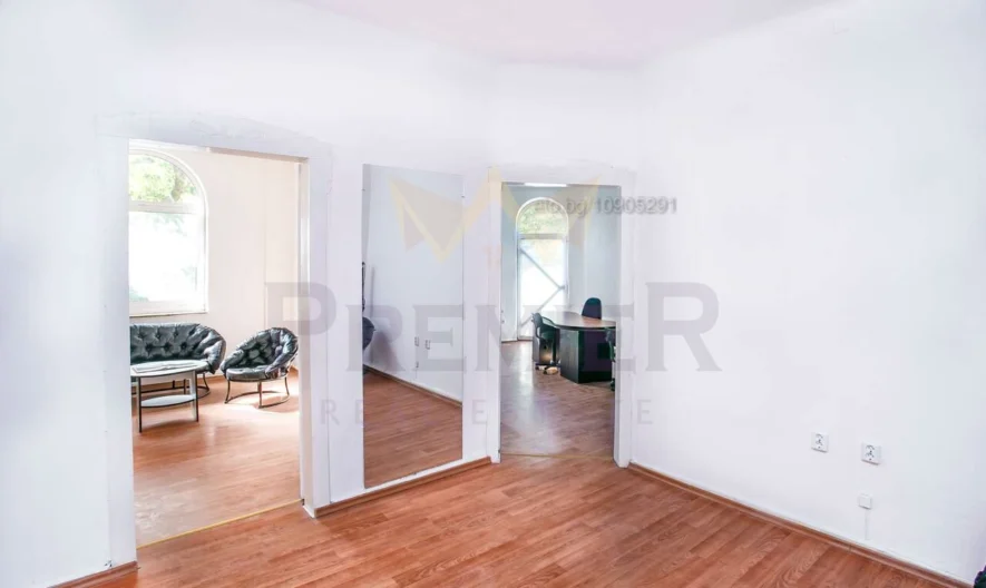 Две Емблематични Сгради на Престижна Локация – до Входа на Морската градина -  - снимка 12 - Имоти Премиер