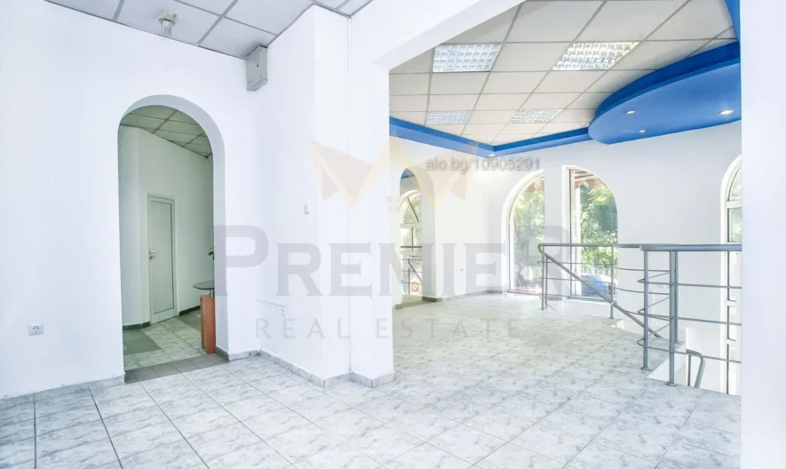 Две Емблематични Сгради на Престижна Локация – до Входа на Морската градина -  - снимка 3 - Имоти Премиер