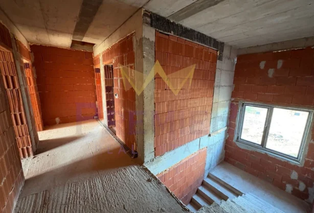 Агенция за недвижими имоти - Имоти Премиер - имот - 1195671, Цена: 350000 EUR