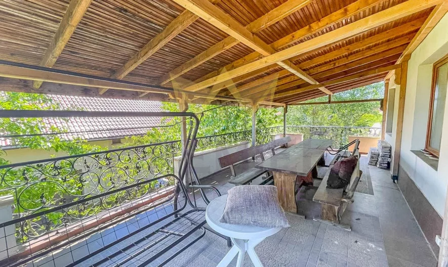 Две къщи НА ЦЕНАТА НА ЕДНА -  - снимка 15 - Имоти Премиер