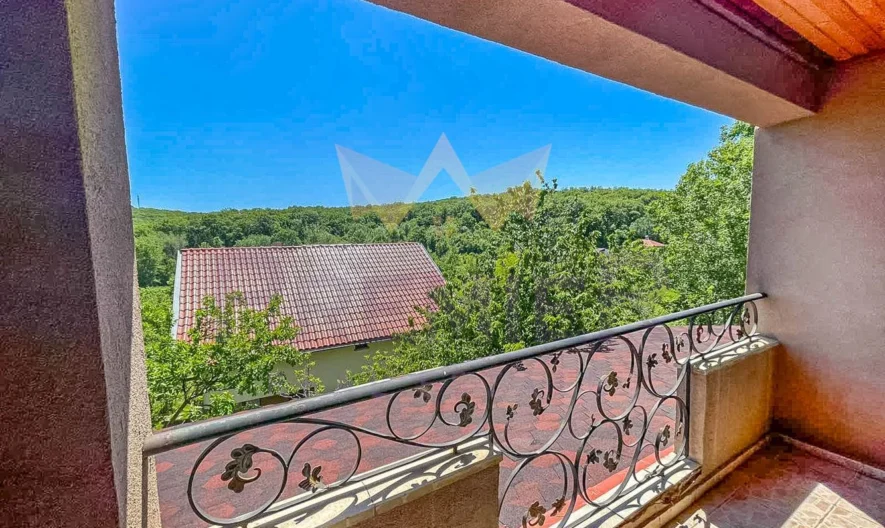 Две къщи НА ЦЕНАТА НА ЕДНА -  - снимка 21 - Имоти Премиер