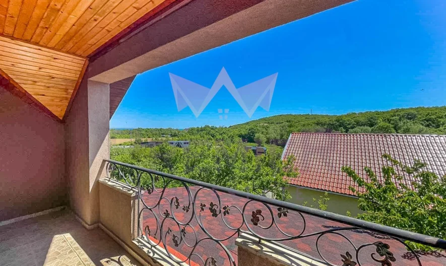 Две къщи НА ЦЕНАТА НА ЕДНА -  - снимка 22 - Имоти Премиер