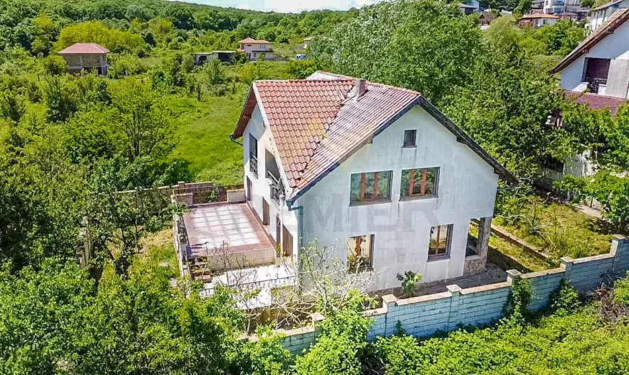 Две къщи НА ЦЕНАТА НА ЕДНА -  - снимка 6 - Имоти Премиер