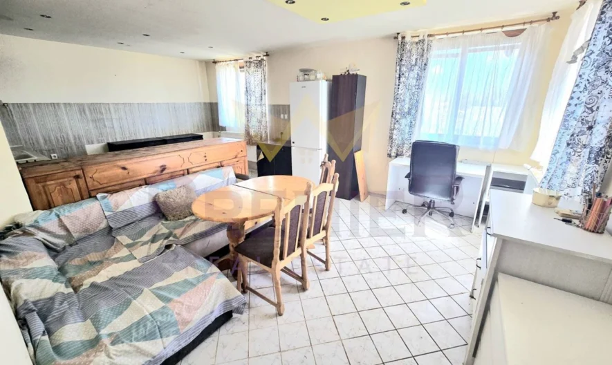 Две къщи в един двор (3689 кв.м.), с.Могилище, общ. Каварна, обл. Добрич. -  - снимка 12 - Имоти Премиер