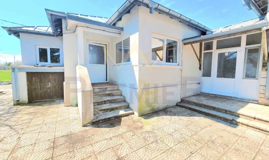 Две къщи в един двор (3689 кв.м.), с.Могилище, общ. Каварна, обл. Добрич. -  - снимка 4 - Имоти Премиер