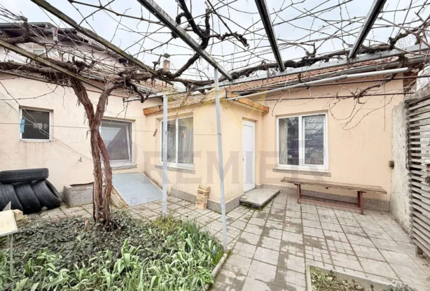 Агенция за недвижими имоти - Имоти Премиер - имот - 1190575, Цена: 129990 EUR