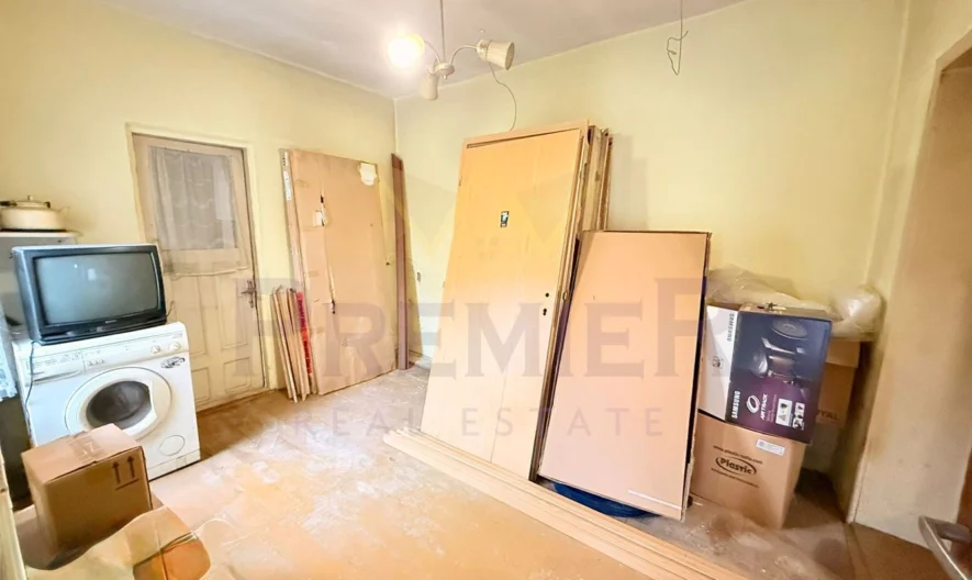 Две Къщи в Централната част на гр.Добрич - - снимка 13 - Имоти Премиер