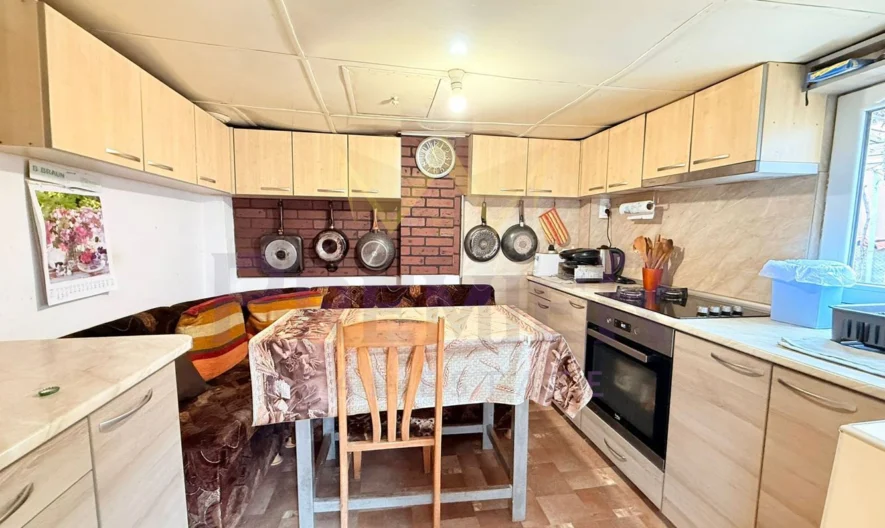 Две Къщи в Централната част на гр.Добрич - - снимка 6 - Имоти Премиер