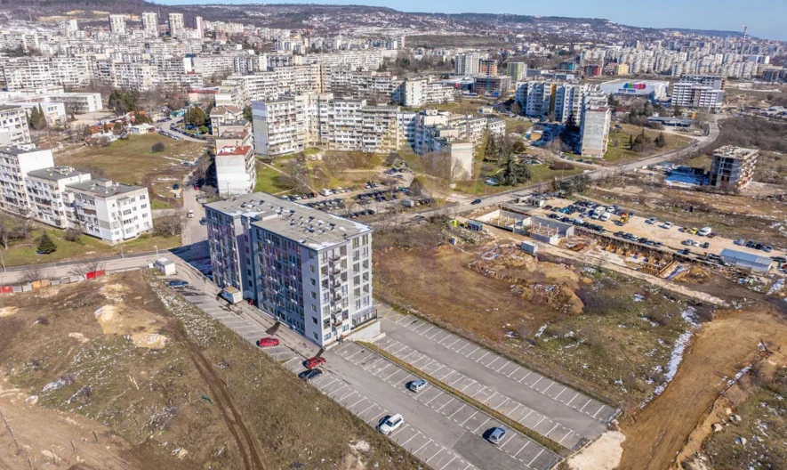Две Паркоместа в Нова сграда в близост до Джъмбо ж.к.Владислав Варненчик гр.Варна -  - снимка 7 - Имоти Премиер