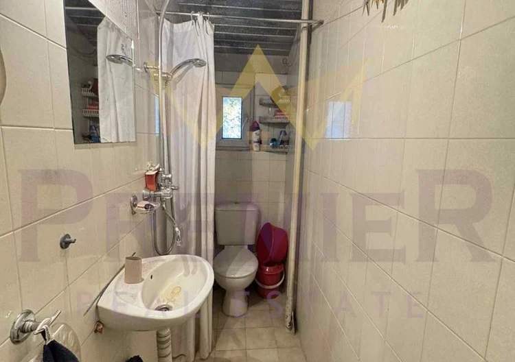 Двистаен апартамент кв. Яворов -  - снимка 8 - Имоти Премиер