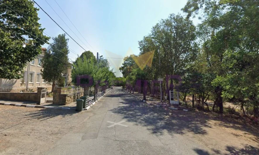 Двуетажна къща – Горица -  - снимка 4 - Имоти Премиер