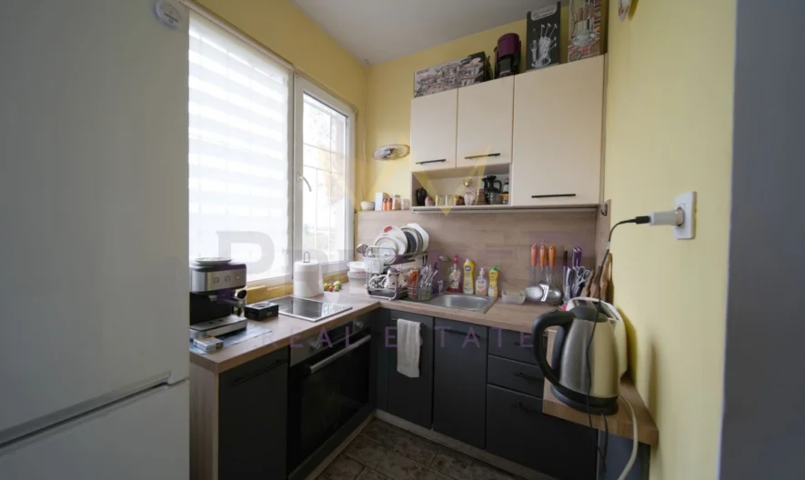 Двуетажна къща – с. Китка, Варна -  - снимка 3 - Имоти Премиер