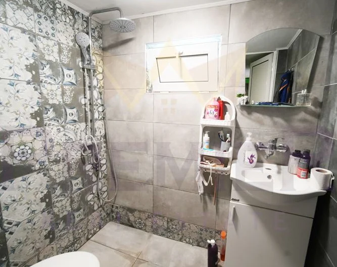 Двуетажна къща – с. Китка, Варна -  - снимка 6 - Имоти Премиер