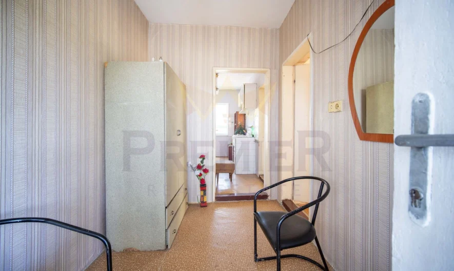 Двуетажна къща е село Църква - - снимка 10 - Имоти Премиер