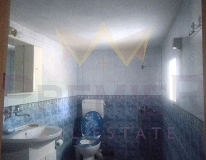 Двуетажна къща е село Църква -  - снимка 10 - Имоти Премиер