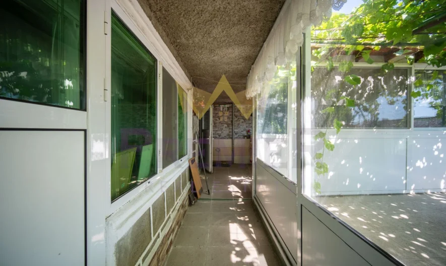 Двуетажна къща е село Църква - - снимка 12 - Имоти Премиер