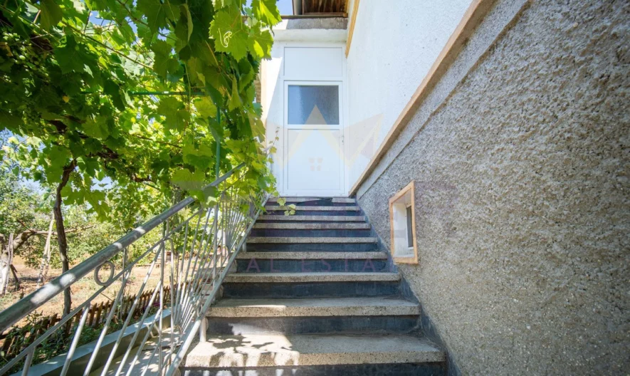 Двуетажна къща е село Църква - - снимка 14 - Имоти Премиер