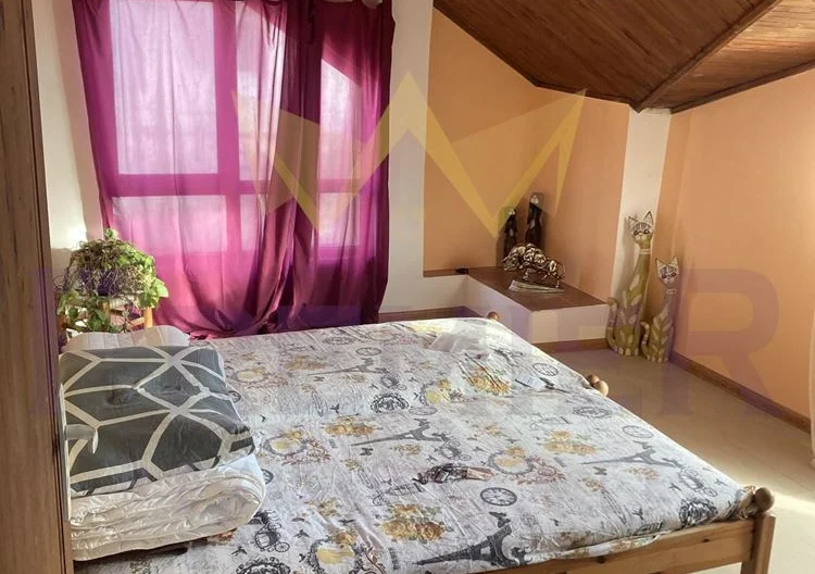 Двуетажна къща гр. Балчик - - снимка 15 - Имоти Премиер