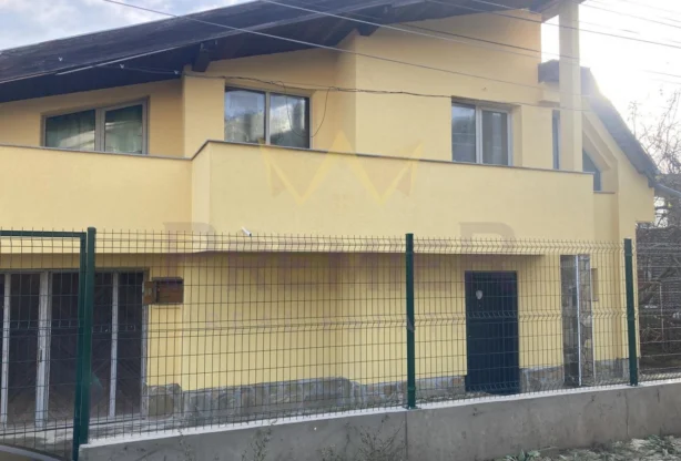 Агенция за недвижими имоти - Имоти Премиер - имот - 1074072, Цена: 225000 EUR