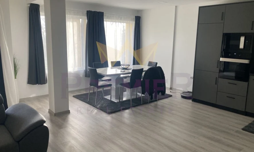 Двуетажна къща гр. Балчик - - снимка 9 - Имоти Премиер