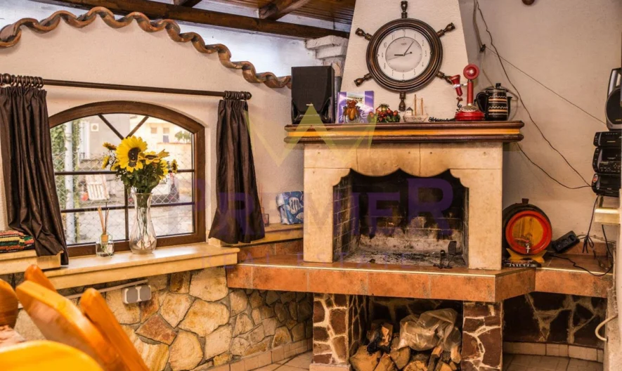 Двуетажна къща гр.Балчик -  - снимка 17 - Имоти Премиер