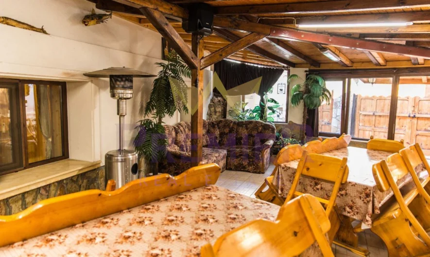 Двуетажна къща гр.Балчик - - снимка 18 - Имоти Премиер