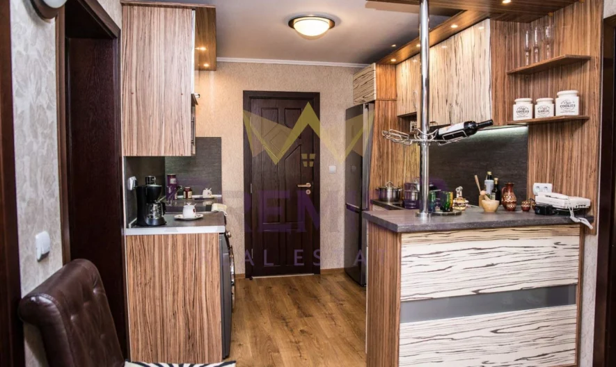 Двуетажна къща гр.Балчик -  - снимка 4 - Имоти Премиер