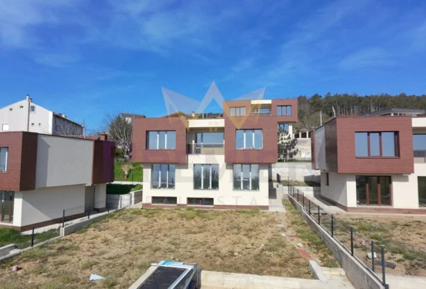 Агенция за недвижими имоти - Имоти Премиер - имот - 972867, Цена: 450000 EUR