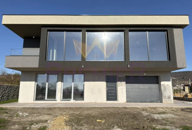 Агенция за недвижими имоти - Имоти Премиер - имот - 1003556, Цена: 467000 EUR