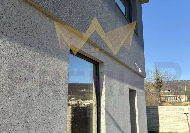 ДВУЕТАЖНА КЪЩА, ИЗГРЕВ - - снимка 20 - Имоти Премиер