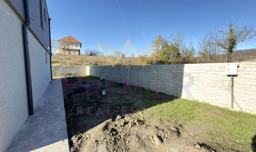 ДВУЕТАЖНА КЪЩА, ИЗГРЕВ - - снимка 22 - Имоти Премиер