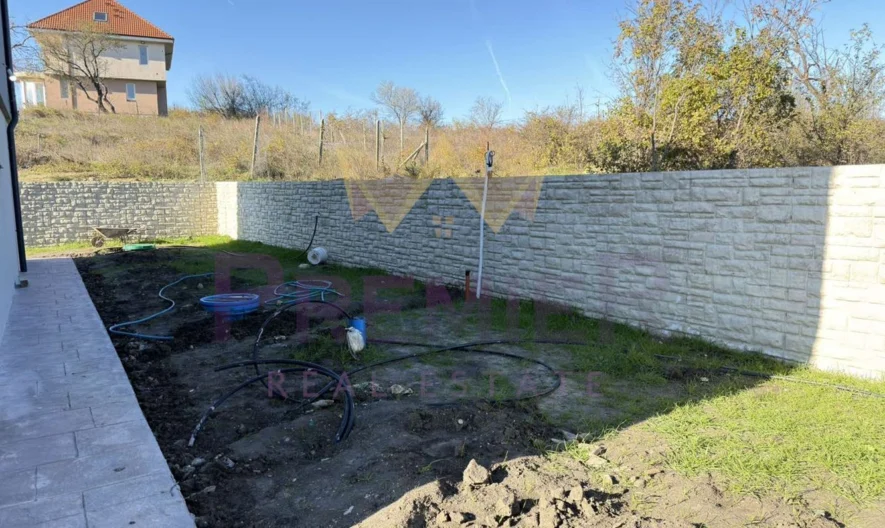 ДВУЕТАЖНА КЪЩА, ИЗГРЕВ - - снимка 23 - Имоти Премиер